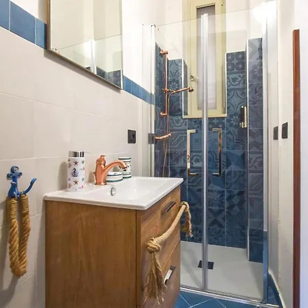 Gorgeous In With Kitchen